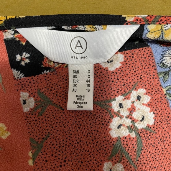 Patchwork patterned peplum wrap top - Picture 3 of 4